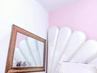 Vicky-Freedom's Live Sex Cam Show