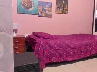 valerylove19 Live Webcam on CamSoda