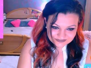 ariellefoxy's CamSoda show and profile