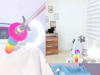 daki-ume Live Webcam on CamSoda