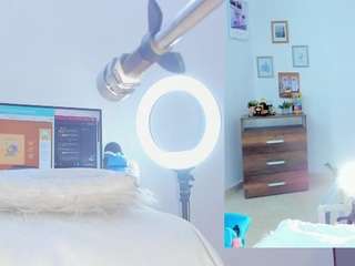 daki-ume Live Webcam on CamSoda