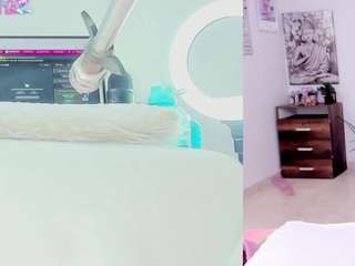 Daki-Ume live cam preview