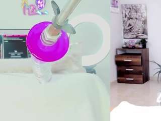 Daki-Ume live cam preview