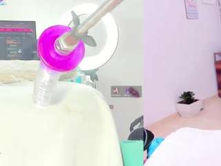 Daki-Ume live cam preview