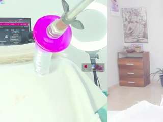 Daki-Ume live cam preview