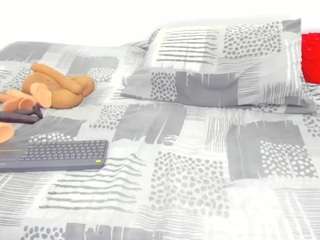 le modèle ebony-jeane est en webcam porno dans un show sur le site camsoda, il possède les tags suivants: amateur,anal,young-adult,toys,teen 18,tease,spank,pussy,orgasm,lush,lovense,hairy-pussy,flashing,fingers,fetish,dp,cum,brown-eyes,blowjob,black-hair