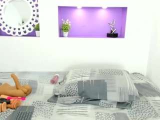 ebony-jeane webcam model