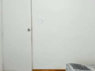 ebony-jeane live webcam show