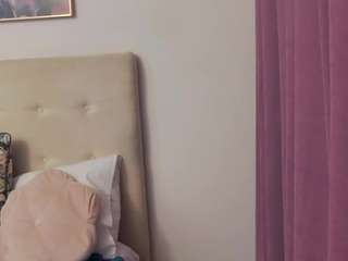 cassiehilton live cam profile