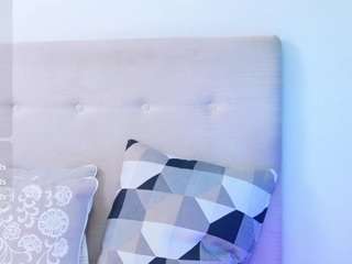 le modèle cassiehilton est en webcam porno dans un show sur le site camsoda, il possède les tags suivants: amateur,ass,thin,spank,solo,sexting,sex toys,robe,red hair,oil,no smoking,no drinking,middle-aged,lovense,lingerie,joi,housewife,brown-eyes,athletic,bedroom