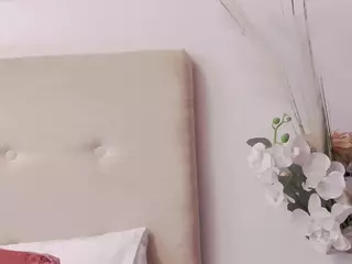 CassieHilton's Live Sex Cam Show