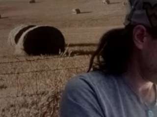 here2pleaseurite webcam