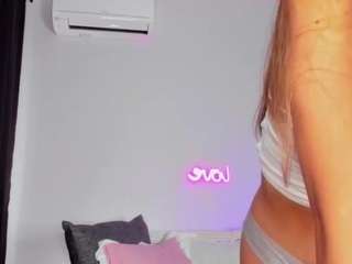 ameliaattom camsoda Cam For Free 