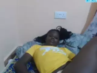 Bubbly-nesh's Live Sex Cam Show