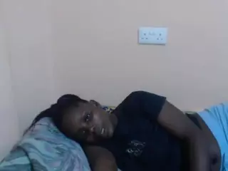 Bubbly-nesh's Live Sex Cam Show