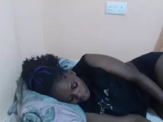 Bubbly-nesh's Live Sex Cam Show