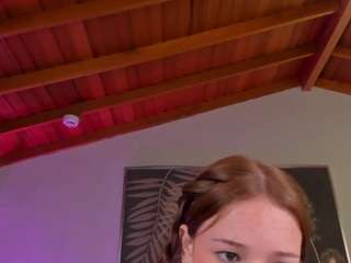 corinnerusso webcam model