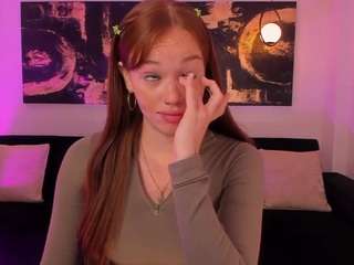 CorinneRusso live webcam show