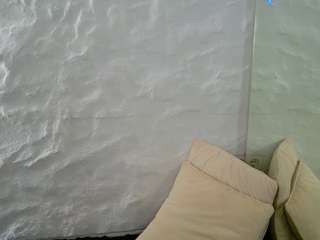  monnyque chat room