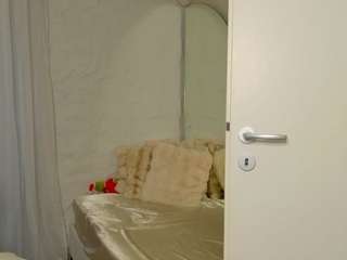 monnyque webcam model