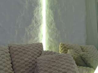 moniqque live webcam show