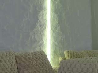 moniqque live cam preview