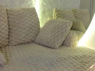 moniqque live cam preview