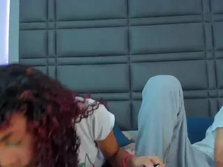 Carmensa y Roberto's Live Sex Cam Show