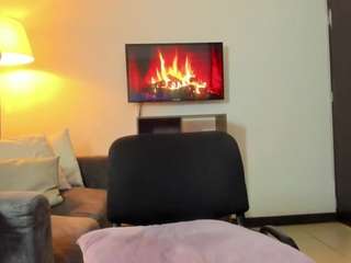 samantha-hot19 live webcam show