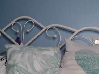 sensual-goddesss Live Webcam on CamSoda