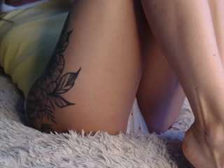 sensual-goddesss Live Webcam on CamSoda