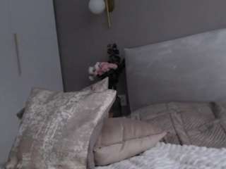 sensual-goddesss Smoking live webcam