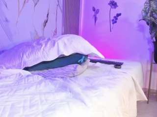 shalom-exotic's CamSoda show and profile