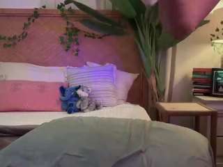  thelittlenative chat room
