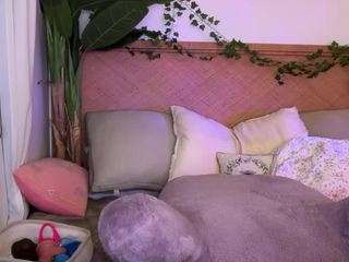 Live webcam model thelittlenative on Soda Cams