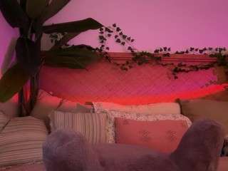 Live webcam model thelittlenative on Soda Cams