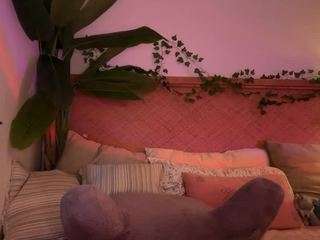 thelittlenative Live Webcam on CamSoda