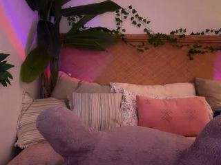 thelittlenative Live Webcam on CamSoda