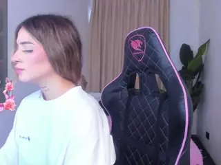 Tracy-Bratz's Live Sex Cam Show