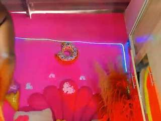 KANDY-EBONY live cam preview