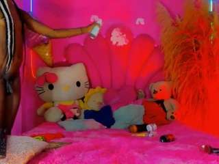 KANDY-EBONY live cam preview
