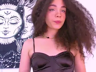 LucyMoou's Live Sex Cam Show