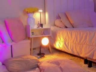 le modèle silvanaallen est en webcam porno dans un show sur le site camsoda, il possède les tags suivants: anal,blonde hair,toys,tease,tattoos,small tits,skinny,pretty,orgasm,no smoking,natural,lush,lovense,drinking,double penetration,domination,deepthroat,cum in pussy,cowgirl,brown eyes