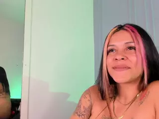 Briannaa-Greey's live chat room