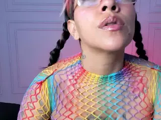 Briannaa-Greey's Live Sex Cam Show
