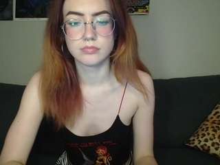 cummymochi live webcam show