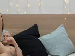 RyanLovesSerena's Live Sex Cam Show