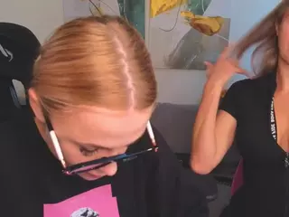 ShineQueens's Live Sex Cam Show
