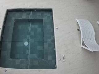 voyeurcam-casa-salsa-hottub-view webcam model