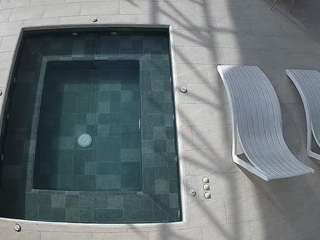 voyeurcam-casa-salsa-hottub-view